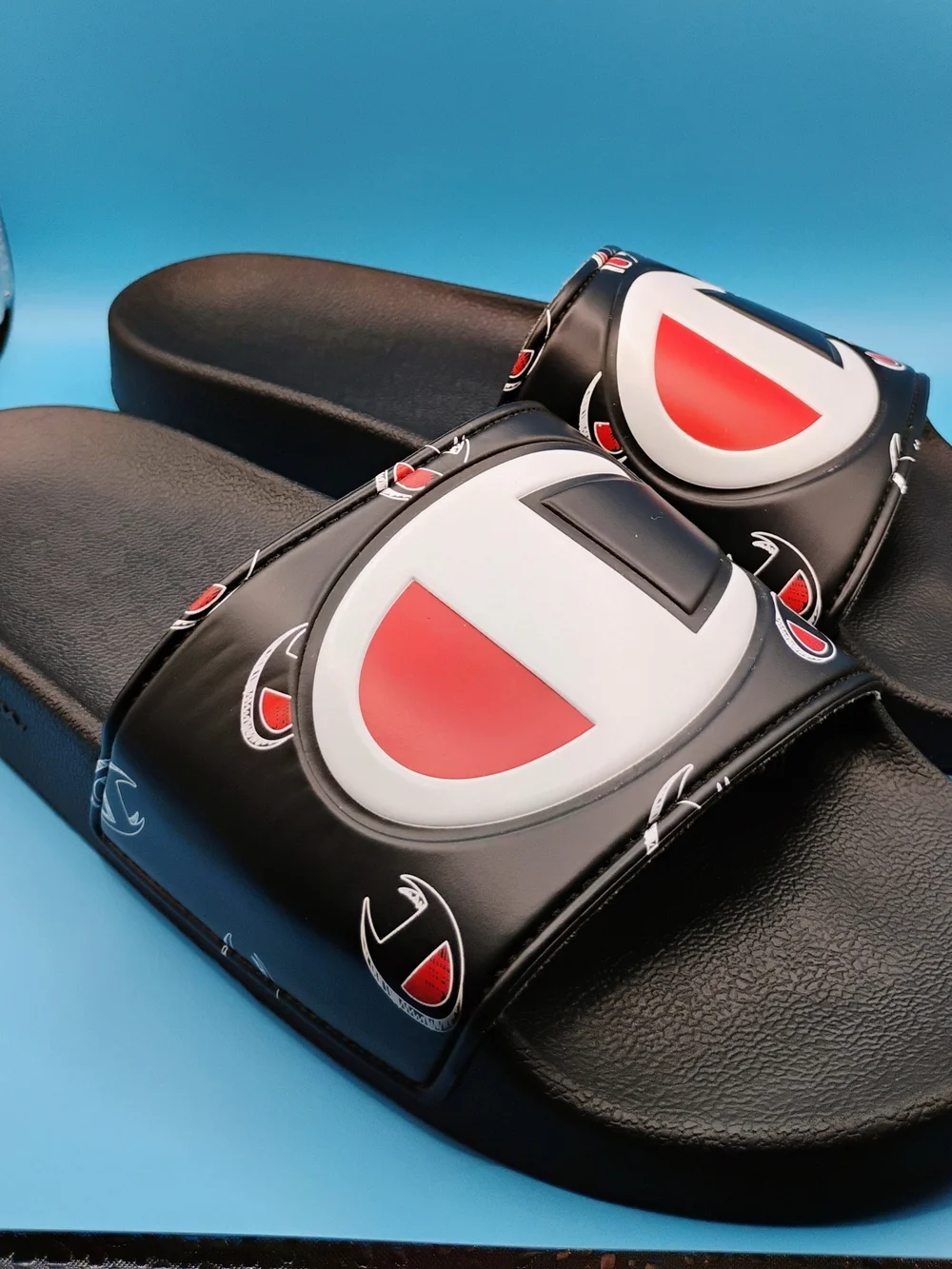 Men's Champion Slide Sz.10